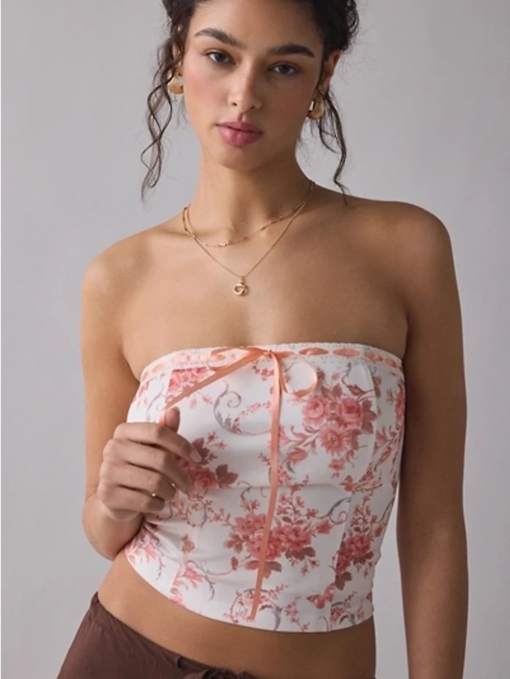 Urban Outfitters Kimchi Blue Delphine Lace + Ribbon Trim Floral Crop Tube Top M